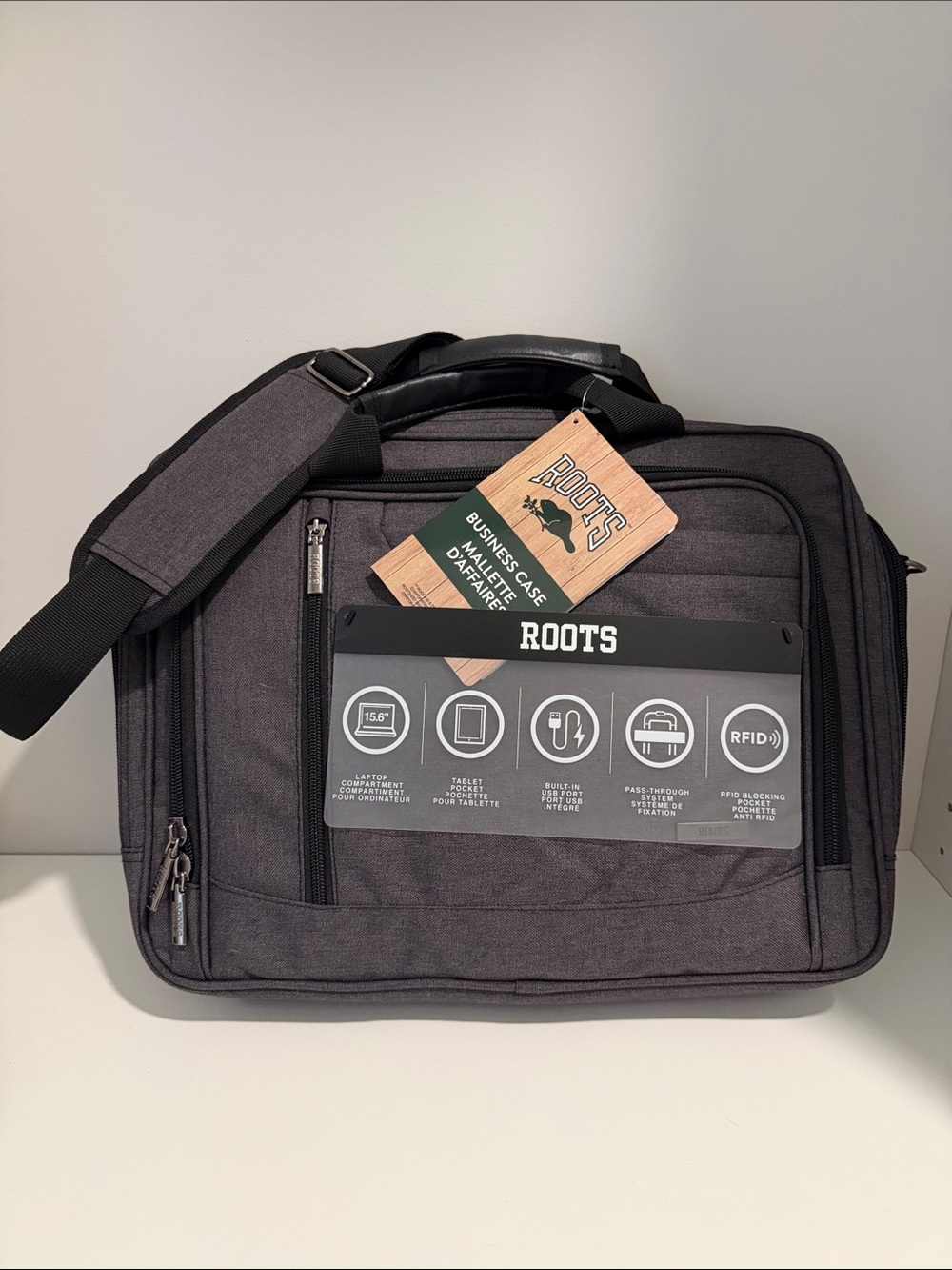ROOTS Black Business Laptop Briefcase